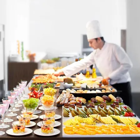 Primus Ξενοδοχείο