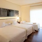 Primus Szálloda 4*