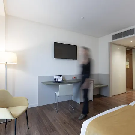 Primus Otel 4*